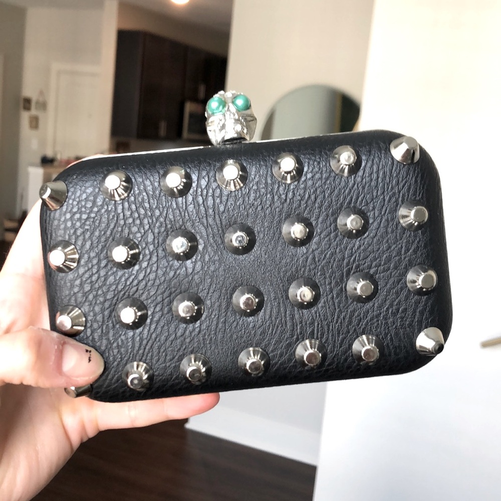 NWOT Sephora Brush Set in Skull Bag